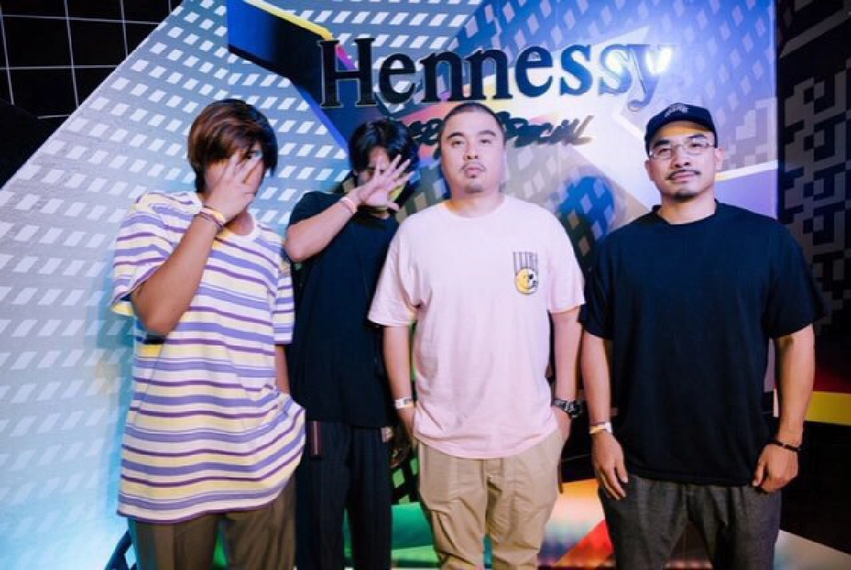 ว่าด้วยการผสมผสานครั้งใหม่ของยุคปัจจุบัน