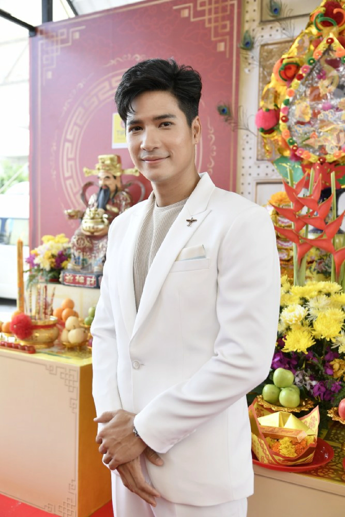 เม้าท์นอกจอ