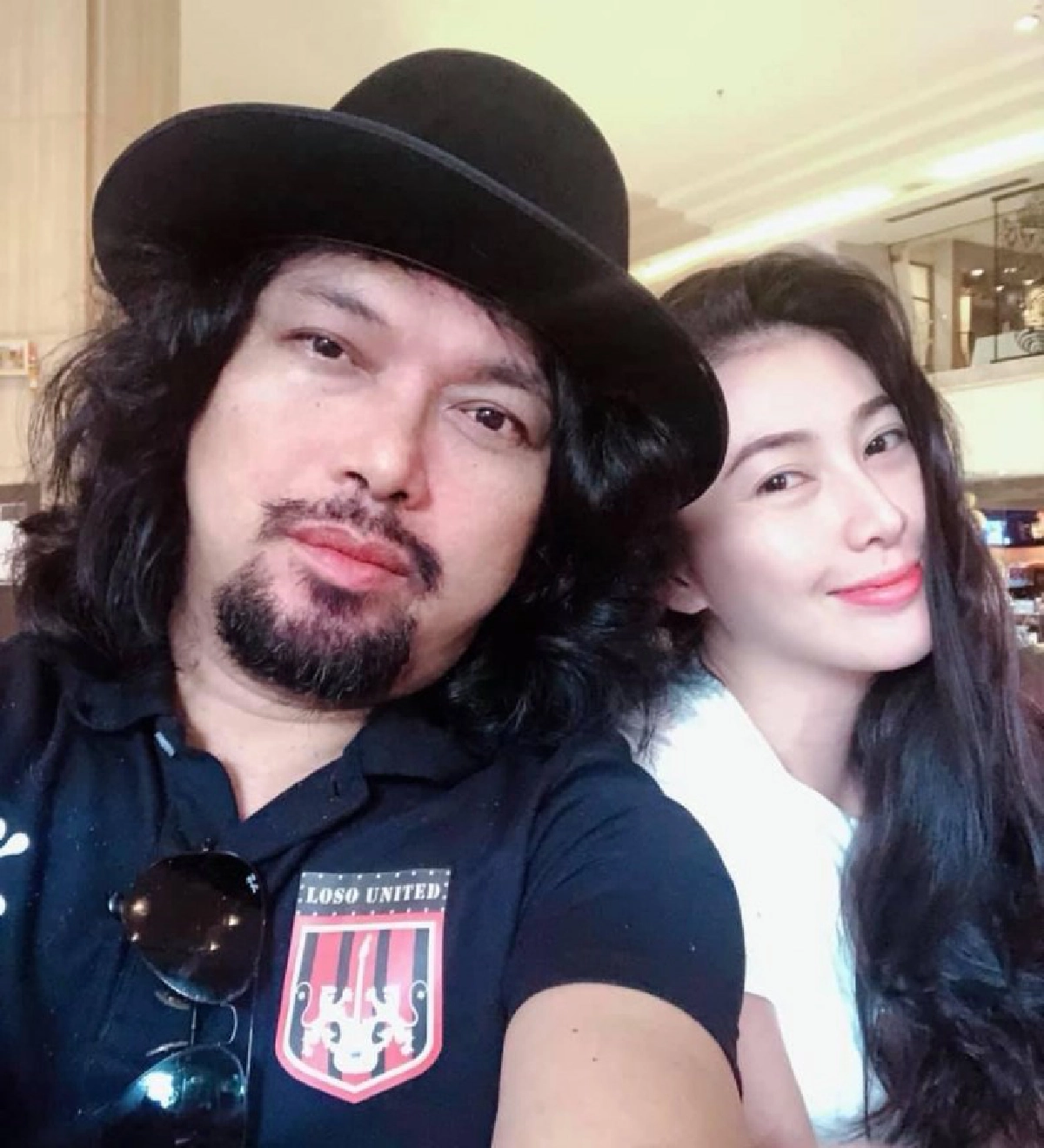 เม้าท์นอกจอ