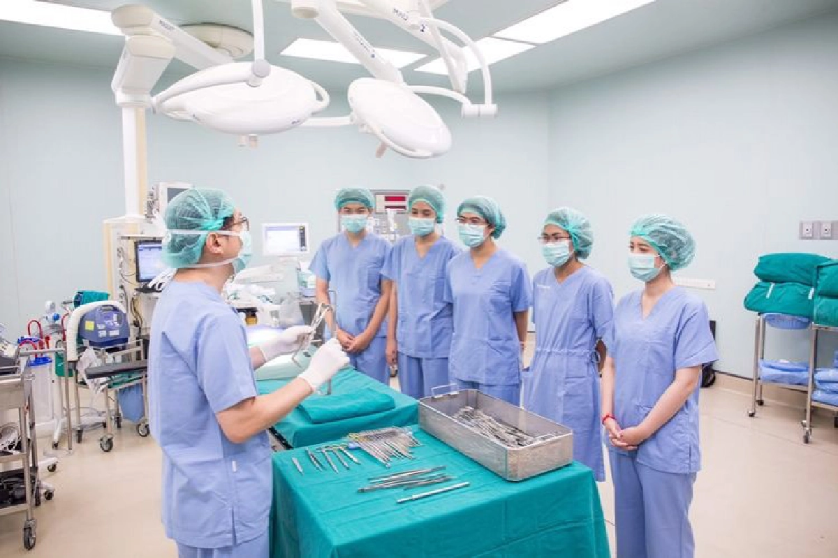 ราชวิทยาลัยจุฬาภรณ์เปิดคณะแพทย์เรียน7ปี2ปริญญา