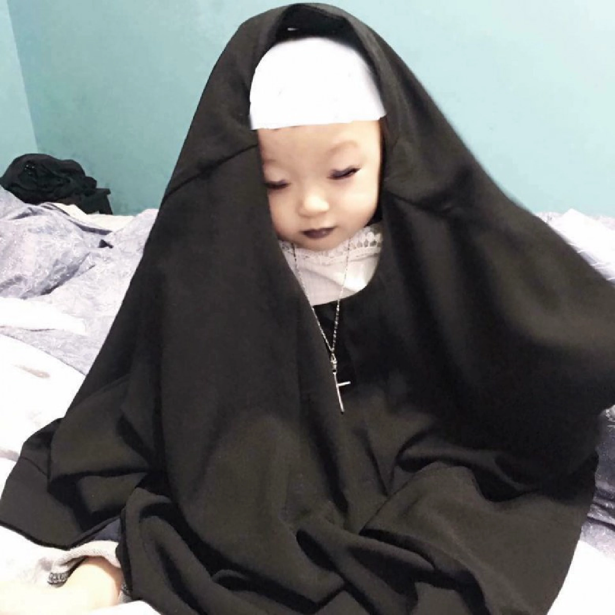 ชอบชุดไหนกัน? หนูน้อยแต่งผีจัดเต็มรับเทศกาลฮาโลวีนที่ไต้หวัน