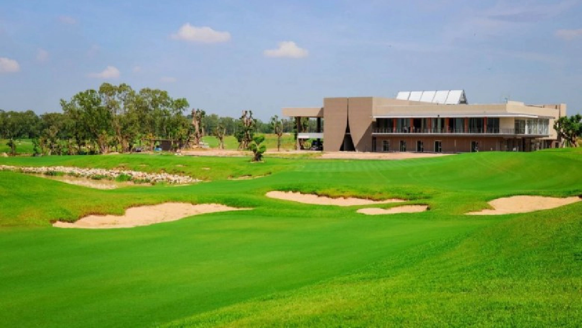 สยามกลการทุ่ม2พันล้านเนรมิตสนามกอล์ฟที่4"โรลลิงฮิลส์"พัทยา