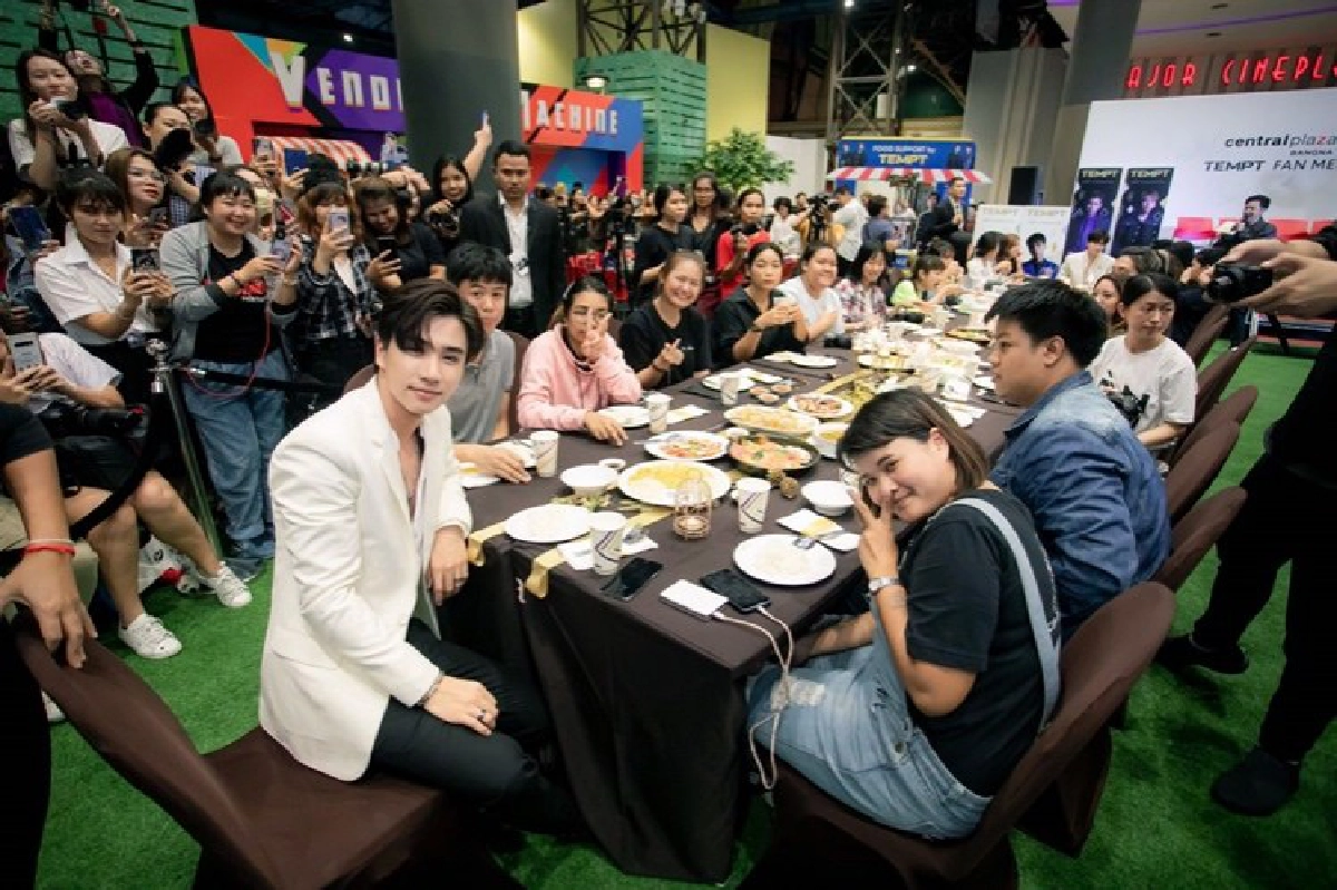 ศิลปินดัง TEMPT จัดดินเนอร์สุดเซอร์ไพร์ส  ขอบคุณแฟนๆ