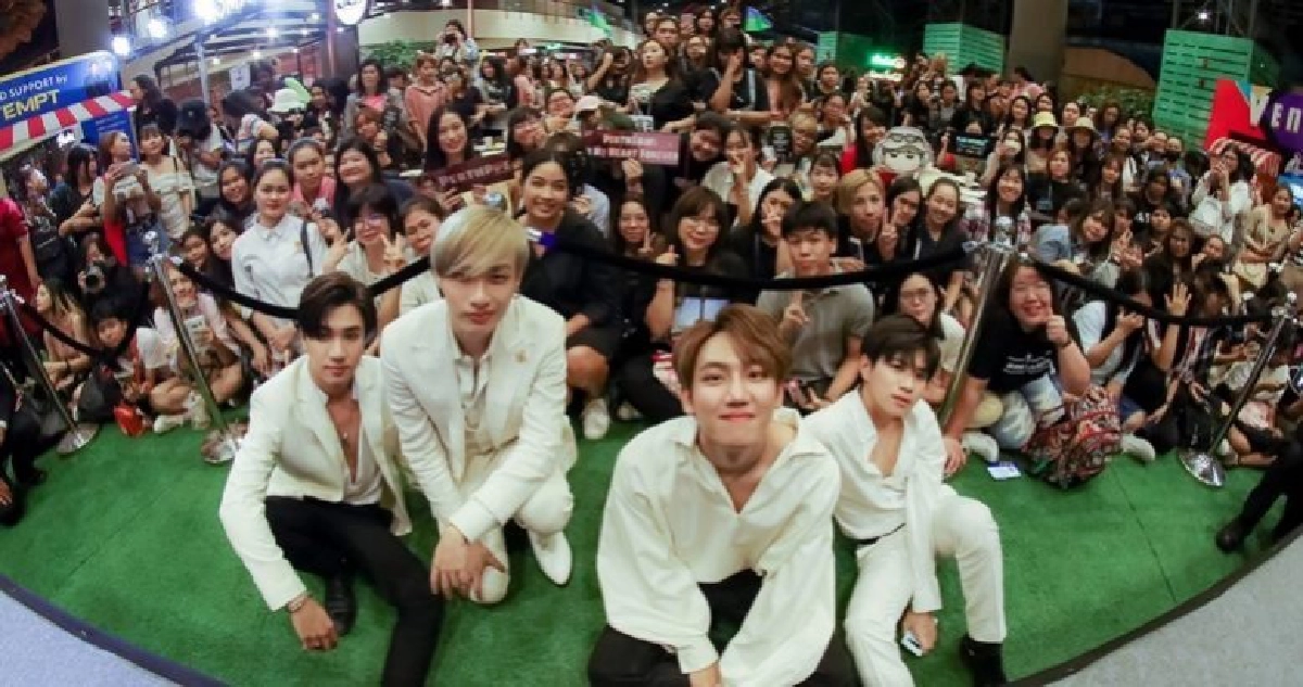 ศิลปินดัง TEMPT จัดดินเนอร์สุดเซอร์ไพร์ส ขอบคุณแฟนๆ ศิลปินดัง TEMPT จัดดินเนอร์สุดเซอร์ไพร์ส ขอบคุณแฟนๆ