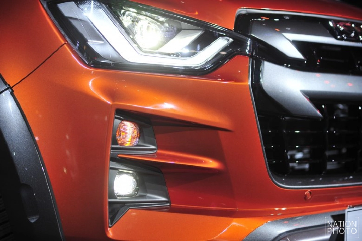 'อีซูซุดีแมคซ์' ดีไซน์ใหม่พลิกโลก!