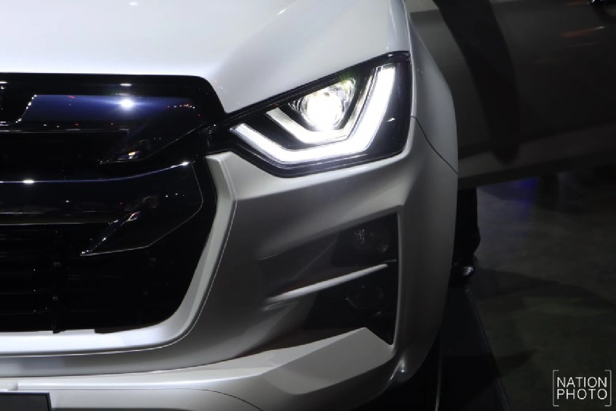 'อีซูซุดีแมคซ์' ดีไซน์ใหม่พลิกโลก!