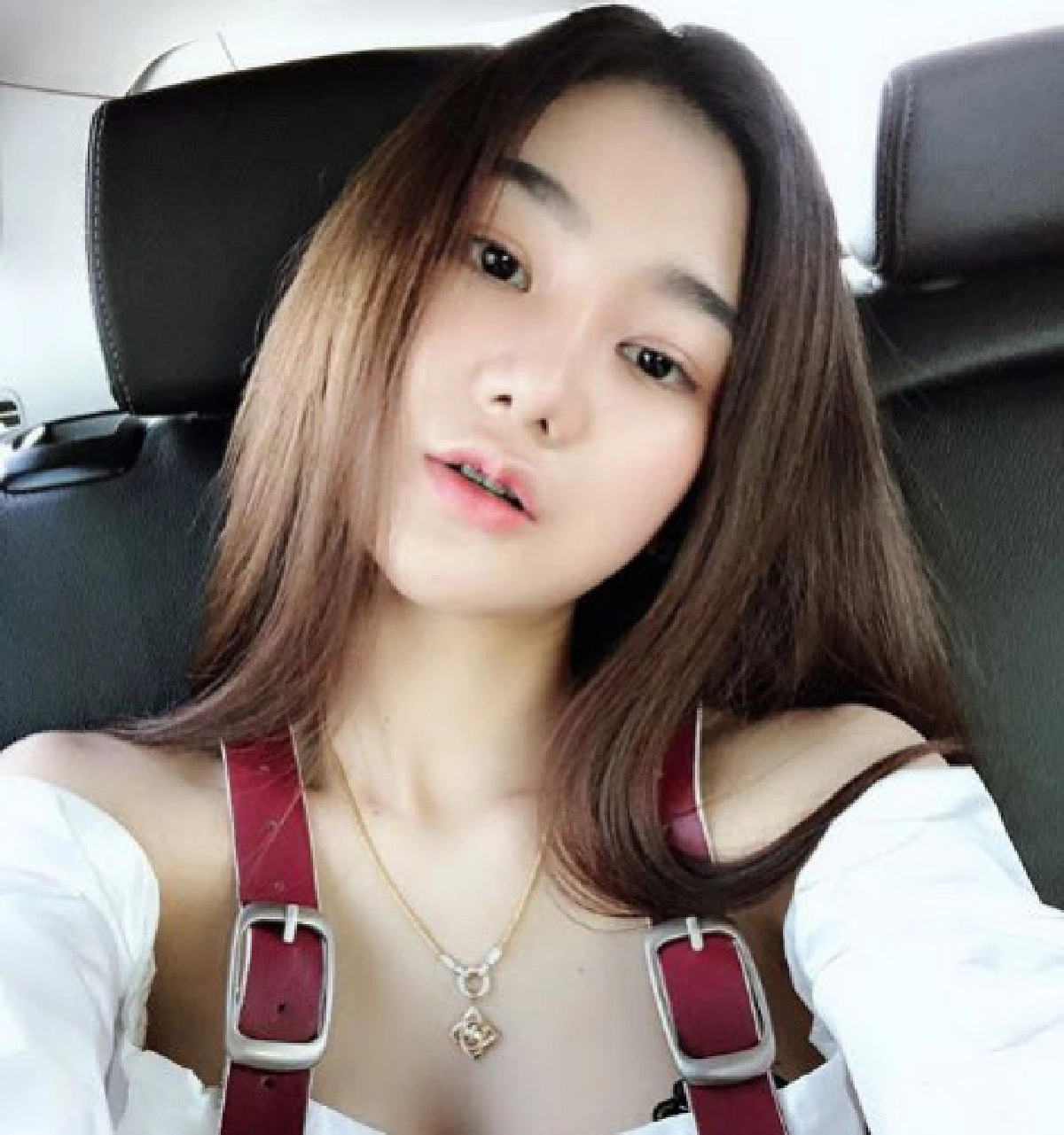 น้องใบเตยฉายาขอเพลงที่มีงูเคลื่อนไหวไอจีครั้งแรกหลังหายไปนาน