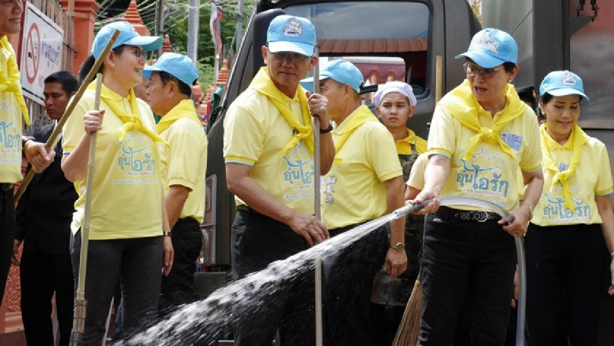 นายกฯ นำจิตอาสาพัฒนาคูคลองถวายพระราชกุศลรัชกาลที่ 9