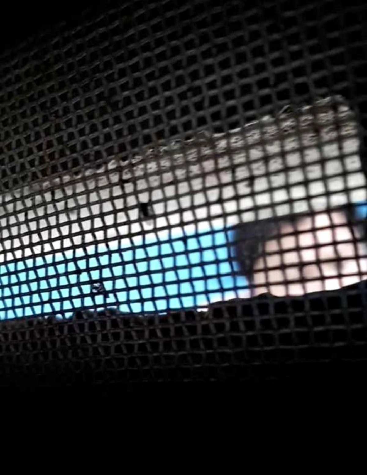 หนุ่มโวยลั่น มนุษย์ป้าตีเนียน ย่องแอบดูตอนอาบน้ำ