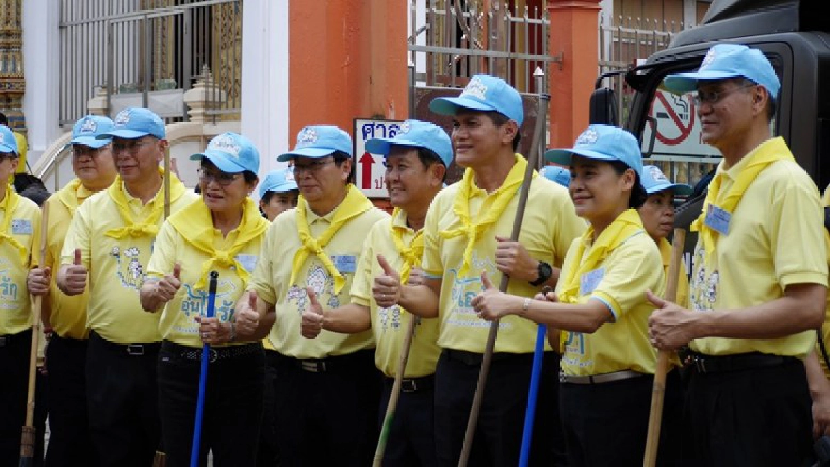 นายกฯ นำจิตอาสาพัฒนาคูคลองถวายพระราชกุศลรัชกาลที่ 9