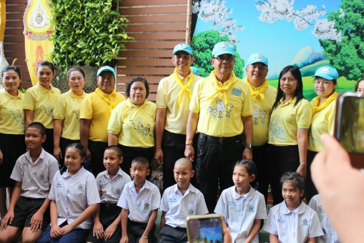 นายกฯ นำจิตอาสาพัฒนาคูคลองถวายพระราชกุศลรัชกาลที่ 9