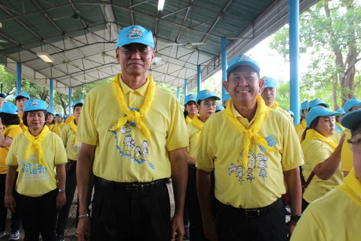 นายกฯ นำจิตอาสาพัฒนาคูคลองถวายพระราชกุศลรัชกาลที่ 9