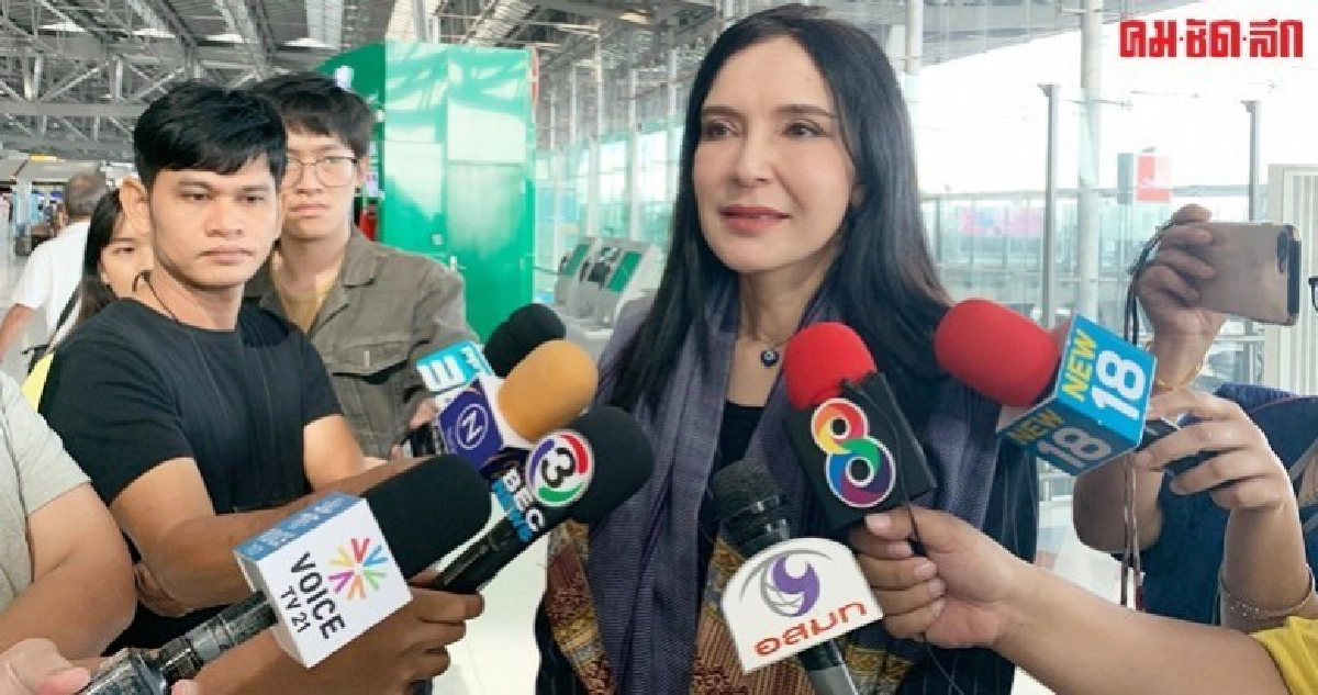 มนัญญา เตือนพวกเสียผลประโยชน์ส่งคนถือป้ายประท้วงหยุดทำ มนัญญา เตือนพวกเสียผลประโยชน์ส่งคนถือป้ายประท้วงหยุดทำ