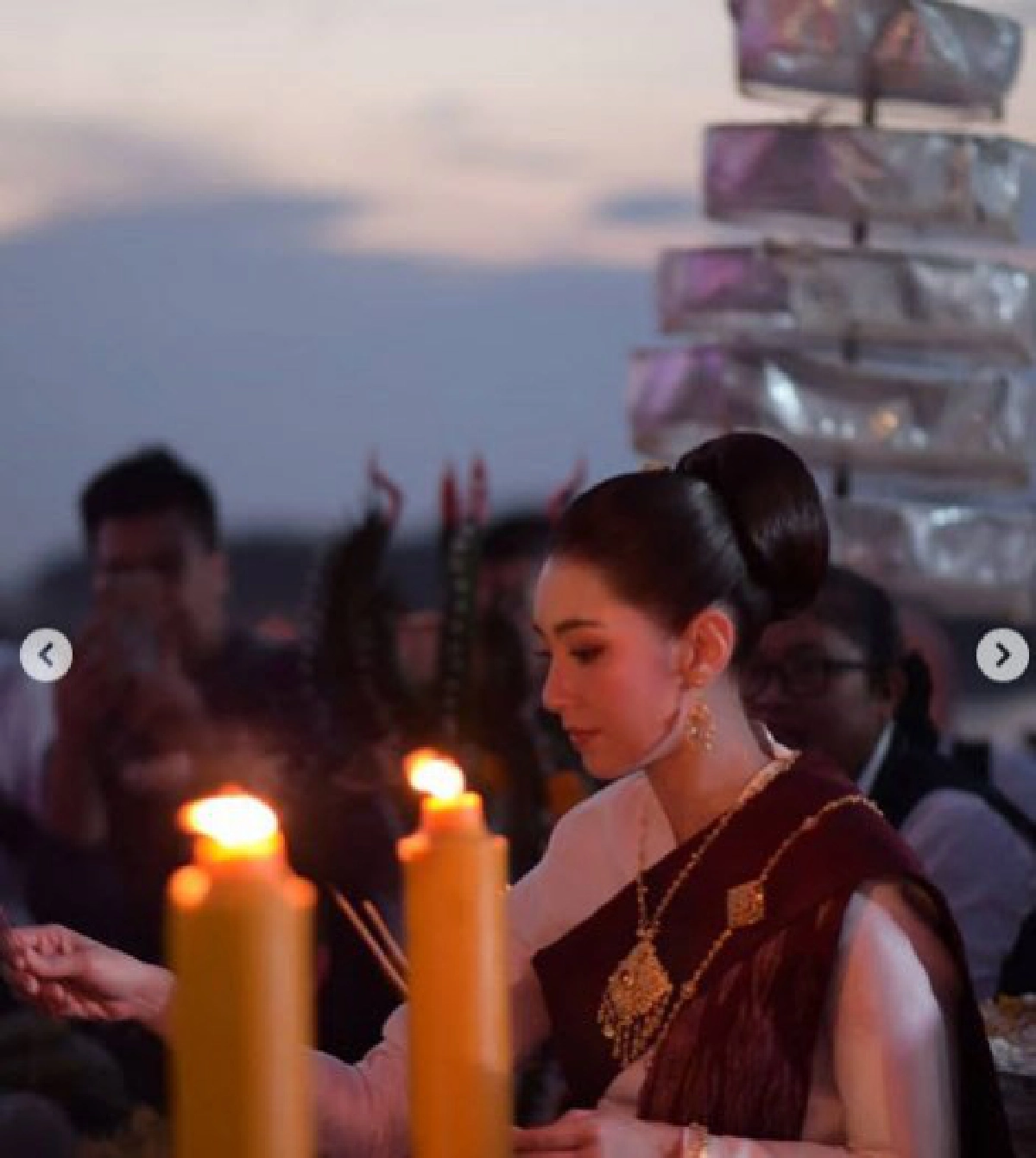 สะกดทุกสายตา เบลล่าโชว์ลีลาฟ้อนรำบวงสรวงบูชาพญานาค
