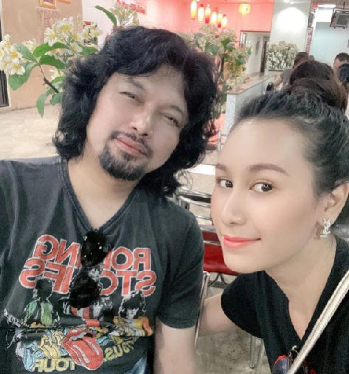แฟนคลับตกใจ หลังแซนวิชโพสต์ภาพเสกคู่ลีอองกับแคปชั่นน่าห่วง