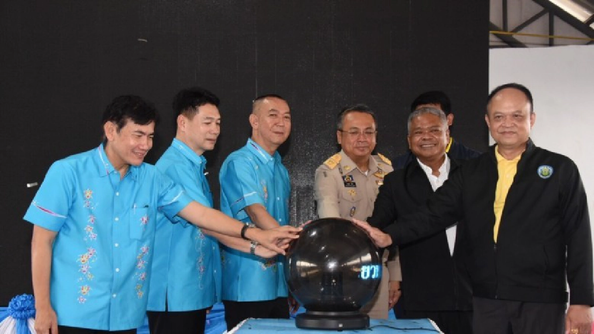 รมว.กษ.นำร่องโครงการแก้มลิงบ้านเกาะยวนแหล่งกักเก็บน้ำ