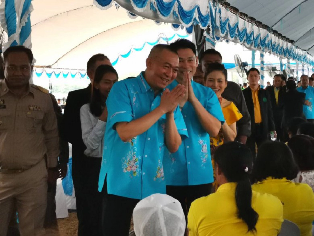 รมว.กษ.นำร่องโครงการแก้มลิงบ้านเกาะยวนแหล่งกักเก็บน้ำ