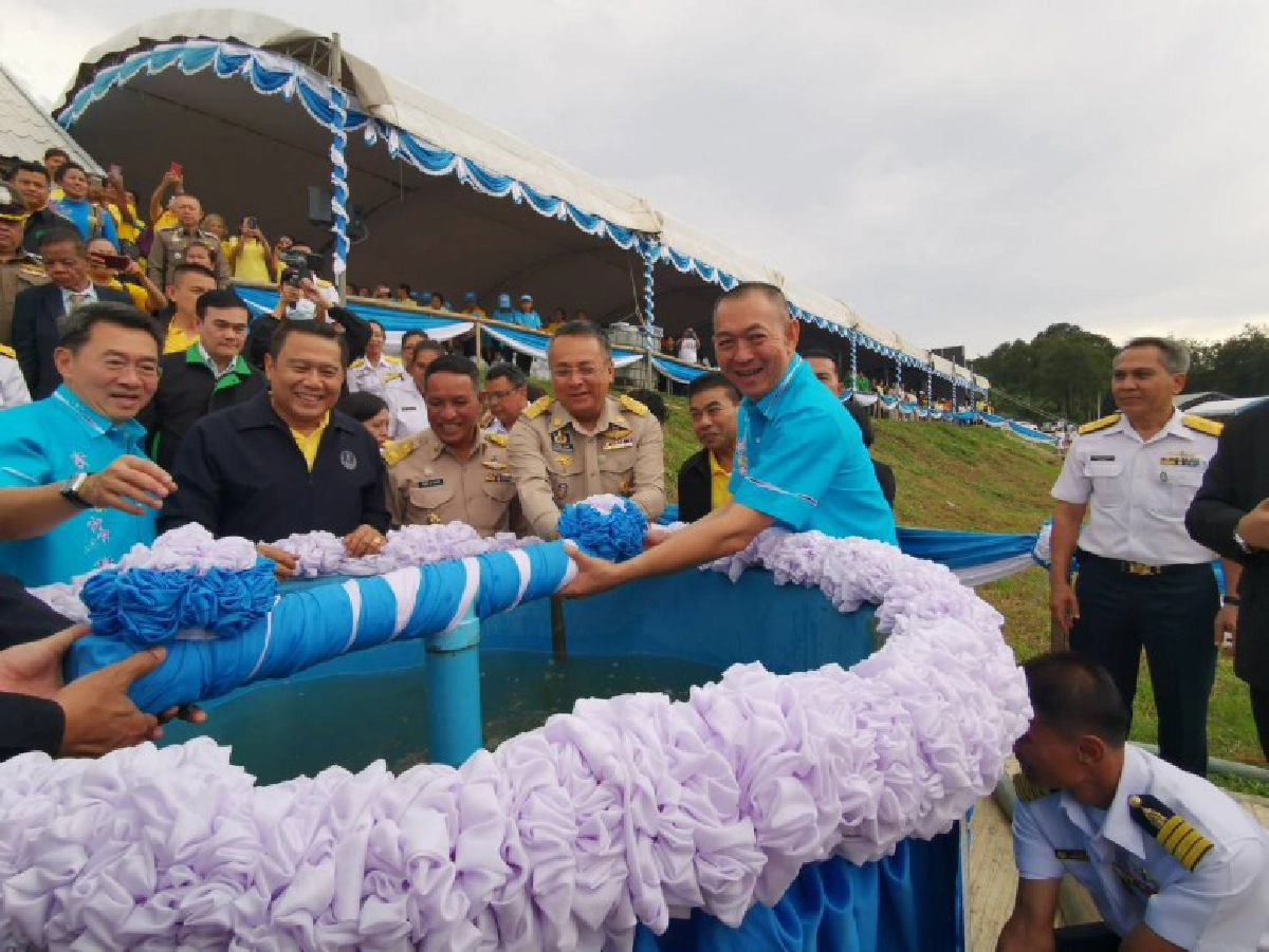 รมว.กษ.นำร่องโครงการแก้มลิงบ้านเกาะยวนแหล่งกักเก็บน้ำ
