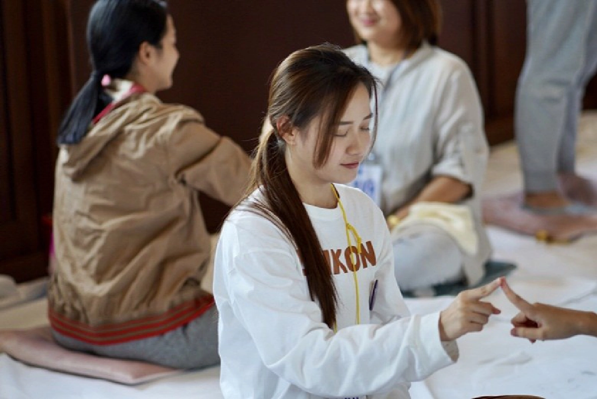 พี่ซุปตาร์ร่วมสร้างดาวรุ่งแกนนำ "ตื่นรู้"