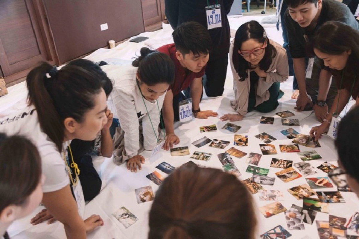 พี่ซุปตาร์ร่วมสร้างดาวรุ่งแกนนำ "ตื่นรู้"