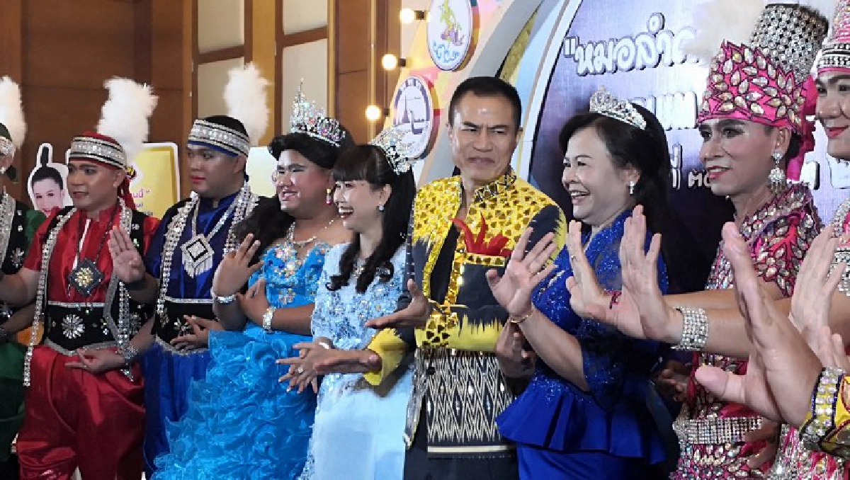 อดีตรองผู้ว่าฯขอนแก่นย้ำชัดย้ายไม่เกี่ยวหมอลำคาร์นิวัล