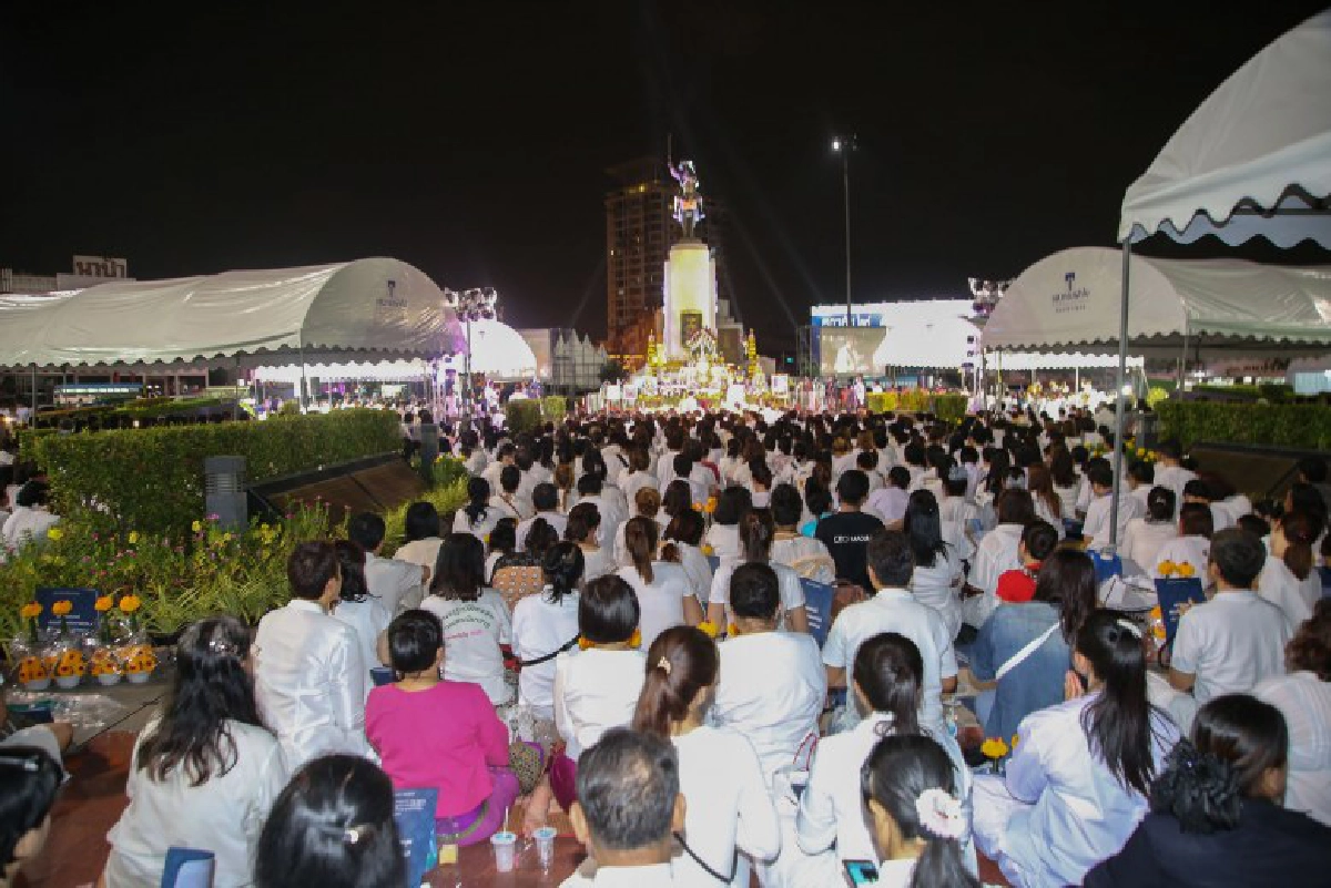 'ปิ๋ม ซีโฟร์' ขอรำบวงสรวงปลดหนี้กรรมแผ่นดิน