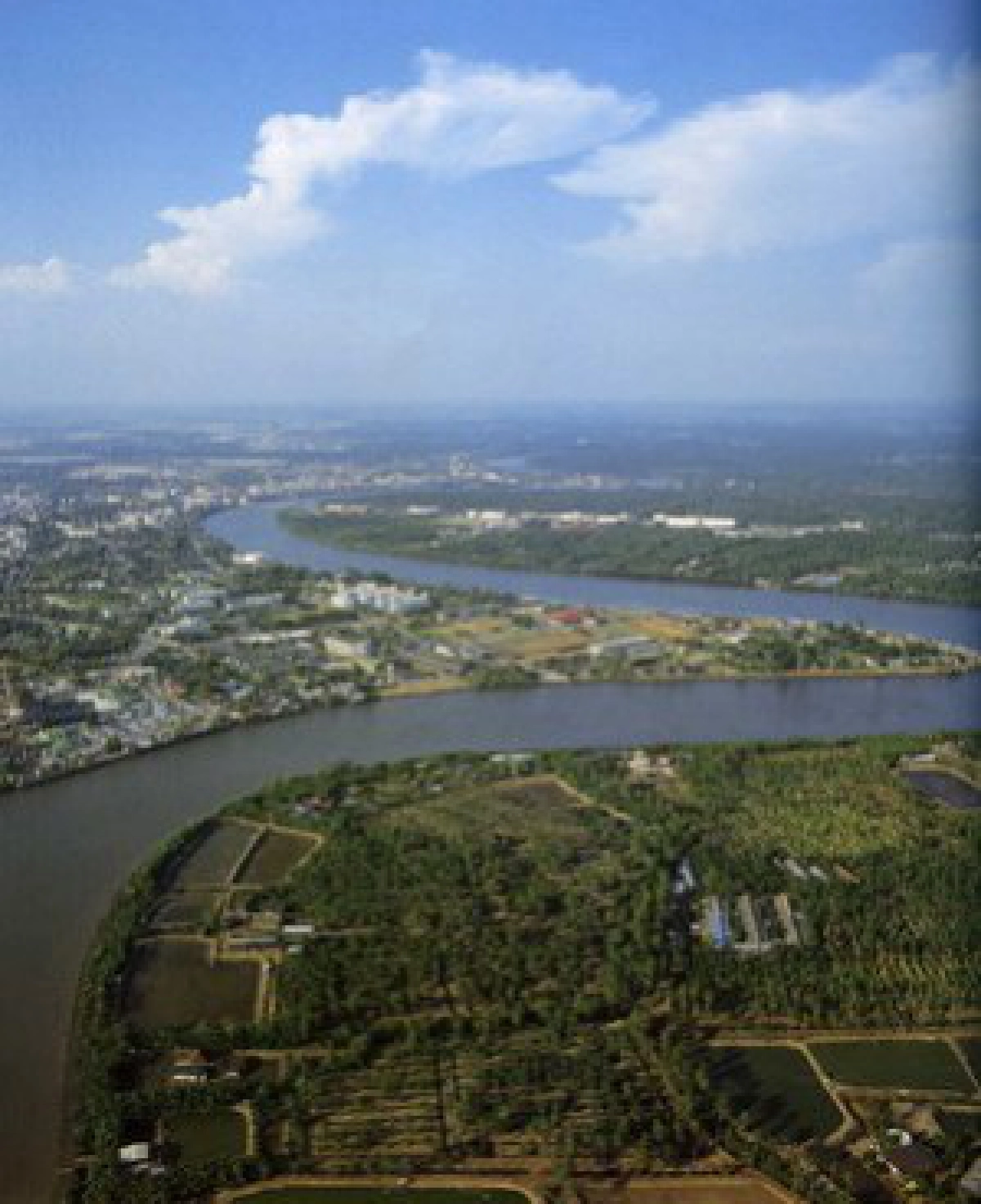  เปิด6ยุทธศาสตร์น้ำ สนองพื้นที่"อีอีซี"         