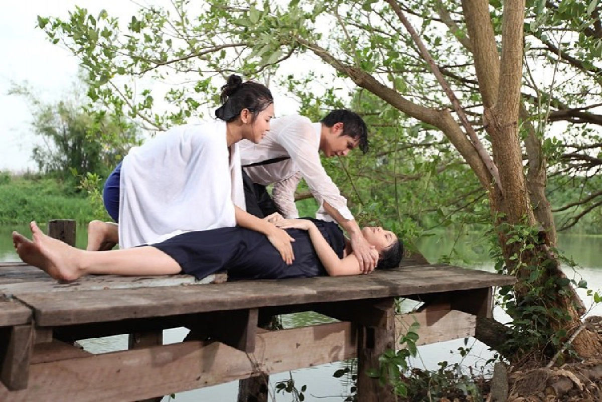 คุกกี้ มารยาแกล้งจมน้ำอ่อย โดนัท