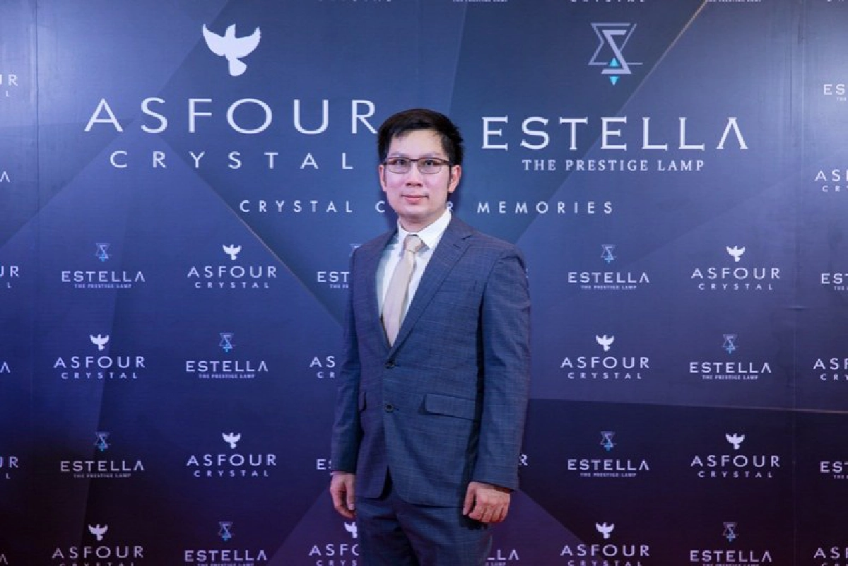 โคมไฟหรูส่องประกายความทรงจำล้ำค่า