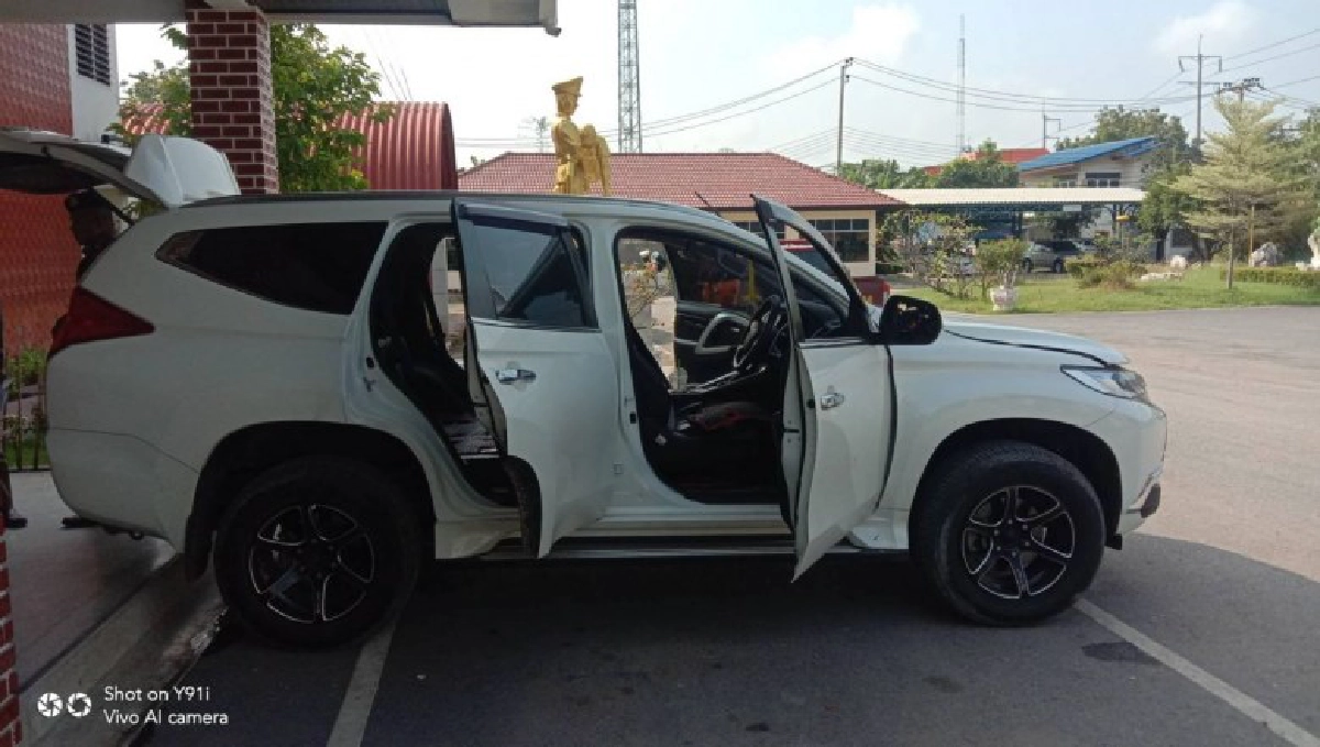 ตำรวจไล่ล่าสกัดจับรถต้องสงสัย พบขนยาเสพติด 4 ล้านเม็ด