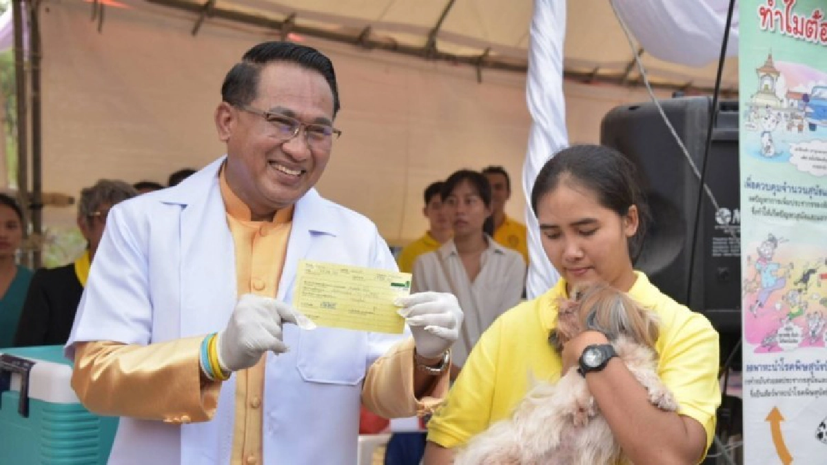 เฉลิมชัย ห่วงปัญหาสุนัข-แมวจรจัด เฉลิมชัย ห่วงปัญหาสุนัข-แมวจรจัด