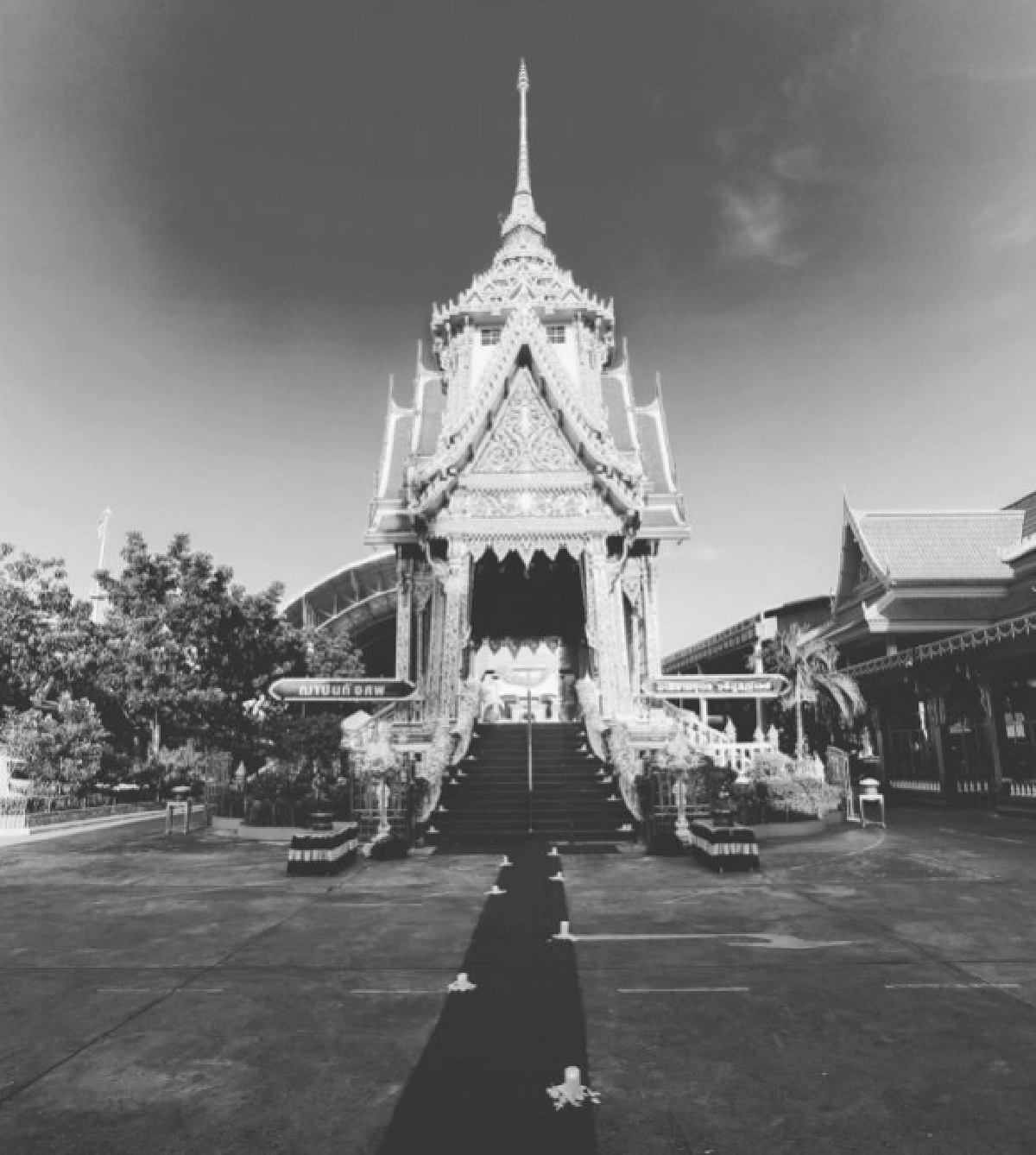 ให้สู่สุขคติภพภูมิที่ดี  เพ็ญพักตร์ ทำบุญครบ 7 วันลูกชาย