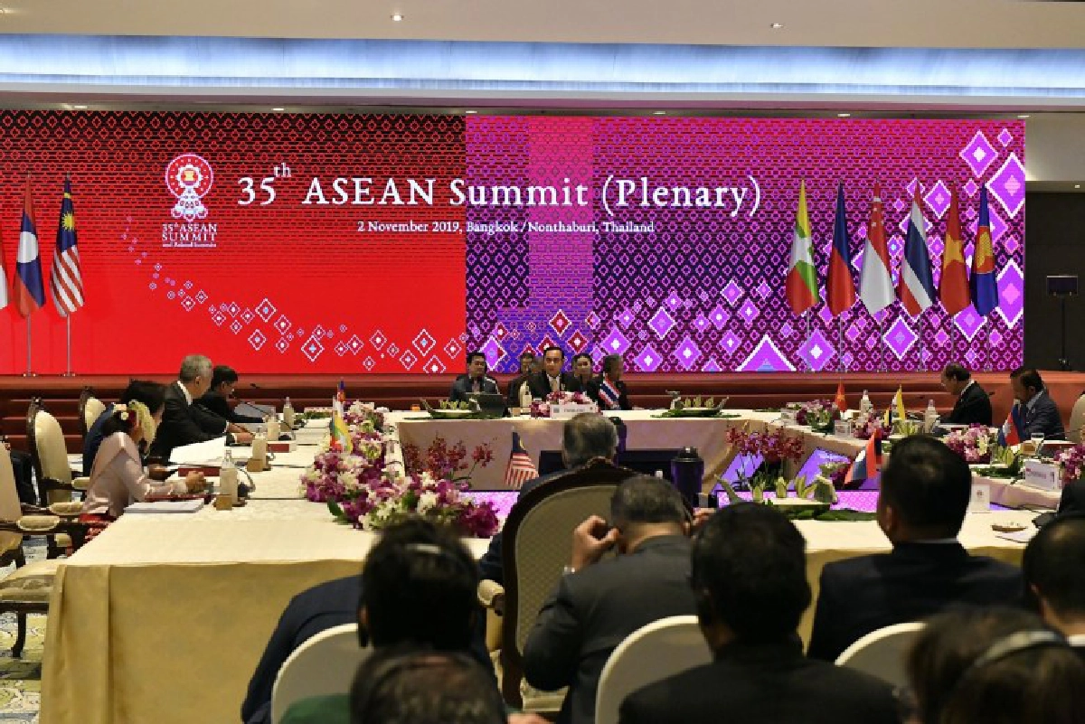 นายกฯ ชง อาเซียน มีบทบาทช่วยเมียนมา 