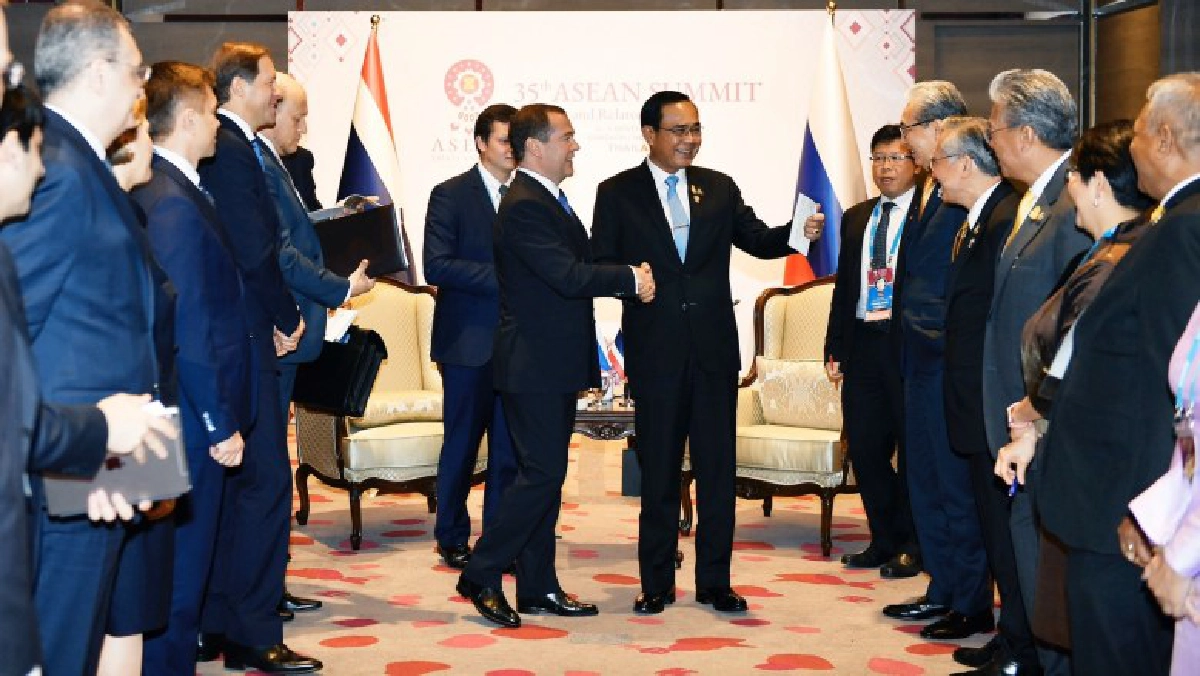 นายกฯ คุย เมดเวเดฟ แบไต๋หวังส่งออกสินค้าเกษตรไปรัสเซียเพิ่ม