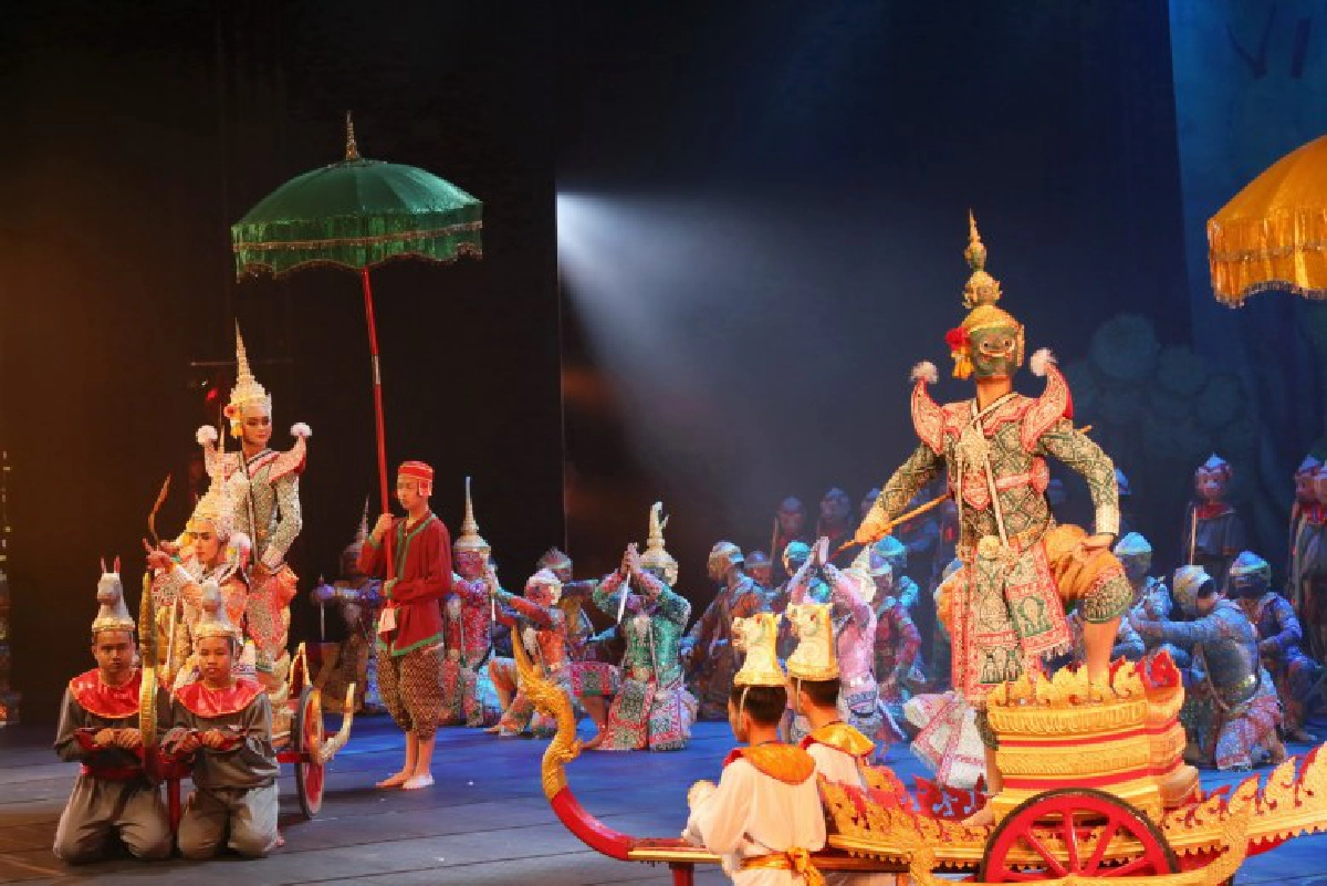 สถาบันคึกฤทธิ์ส่งเยาวชน แสดงโขนหน้าที่นั่ง กรมสมเด็จพระเทพฯ