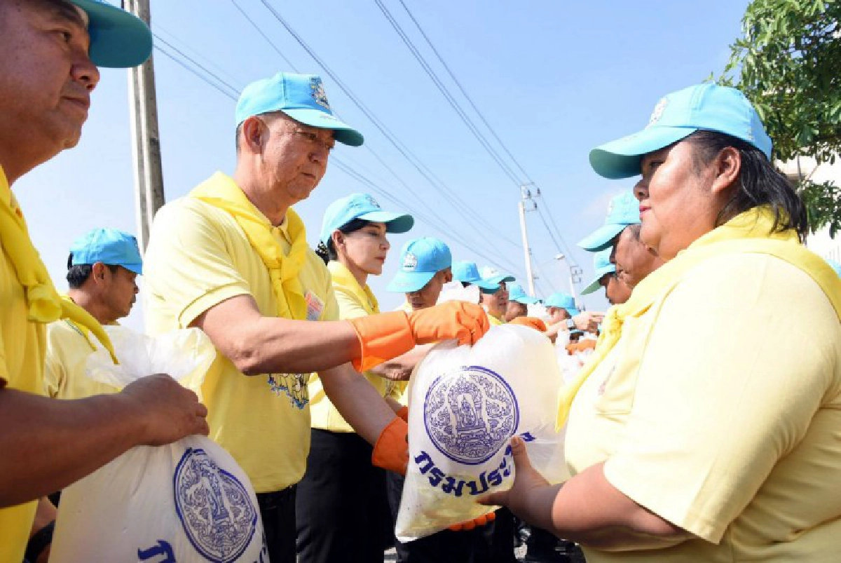"เฉลิมชัย" นำทัพใหญ่ รวมพลจิตอาสา"เราทำความ ดี ด้วยหัวใจ" 