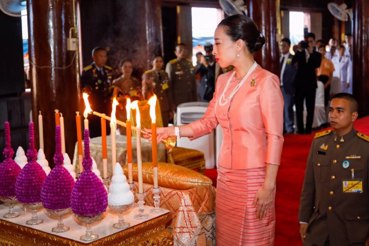 กรมหลวงราชสาริณีสิริพัช ทรงถวายผ้ากฐิน วัดศรีเกษตรารา