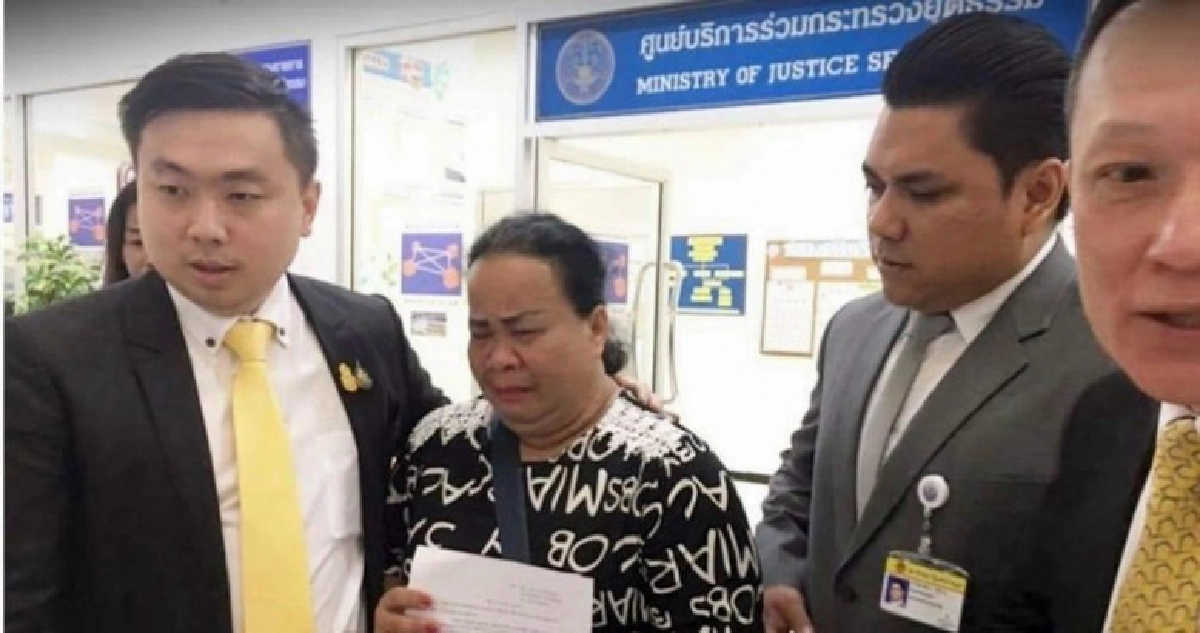 ยื่นพ.ร.บ.ปราบแชร์ลูกโซเข้าสภาฯ ยื่นพ.ร.บ.ปราบแชร์ลูกโซเข้าสภาฯ
