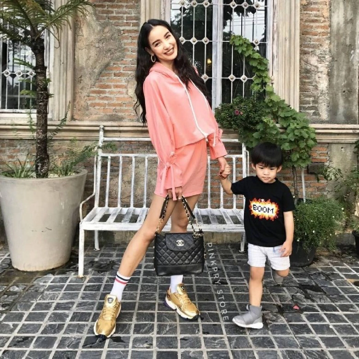 'แพท' หายเหนื่อย รัวไลค์ผู้ช่วยคนใหม่ดูแลคุณแม่