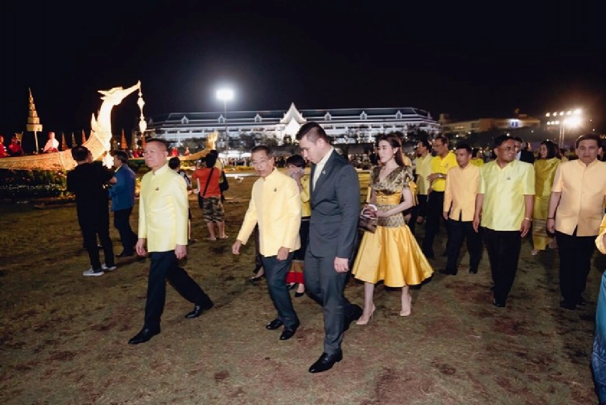 'ครูเอิร์น' ประทับใจสื่อผสม 'นิรมิตเรืองนทีเถลิงหล้า'