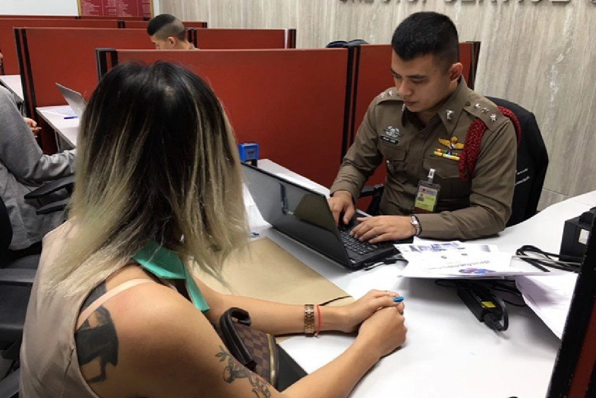 สาวลาวแจ้งจับ นัน กิ่งเพชร อ้าง จนท.จับลิขสิทธิ์กรรโชกทรัพย์
