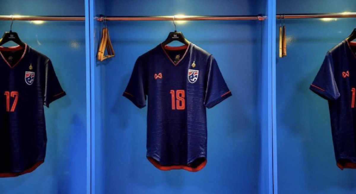 ธีรศิลป์ 10 - ชนาธิป 18 ธีรศิลป์ 10 - ชนาธิป 18