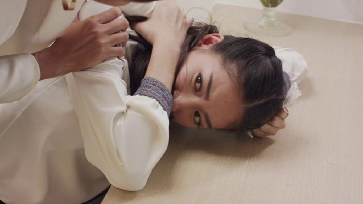 นก ตบแรง ไม่มียั้ง กิ๊ฟ เลือดขึ้นหน้าเอาคืน