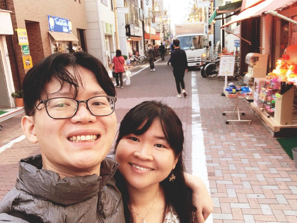  คู่รักสิงคโปร์เชิญคนไร้บ้านร่วมงานวิวาห์ 