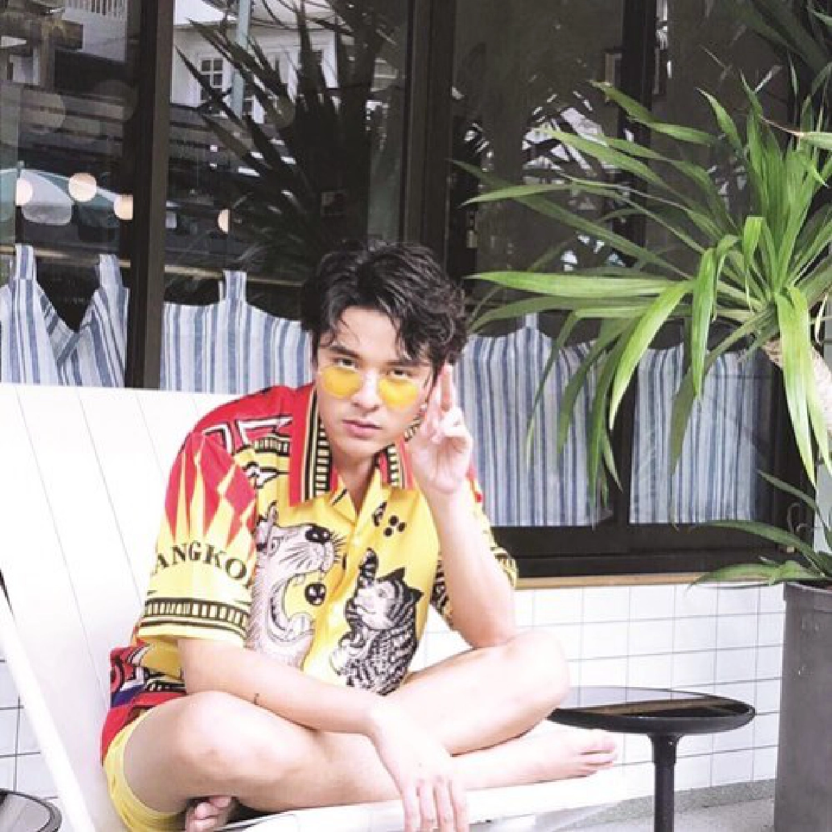 เม้าท์นอกจอ 