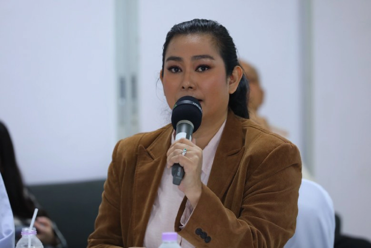 อยู่ เย็น เป็น สุข  อย่าสร้างความพินาศ ปท.