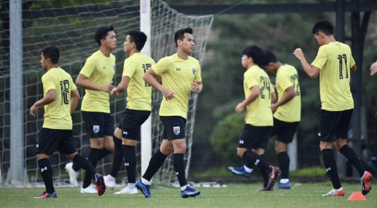 ช้างศึก ประเดิมฝึกซ้อมที่เวียดนาม ช้างศึก ประเดิมฝึกซ้อมที่เวียดนาม