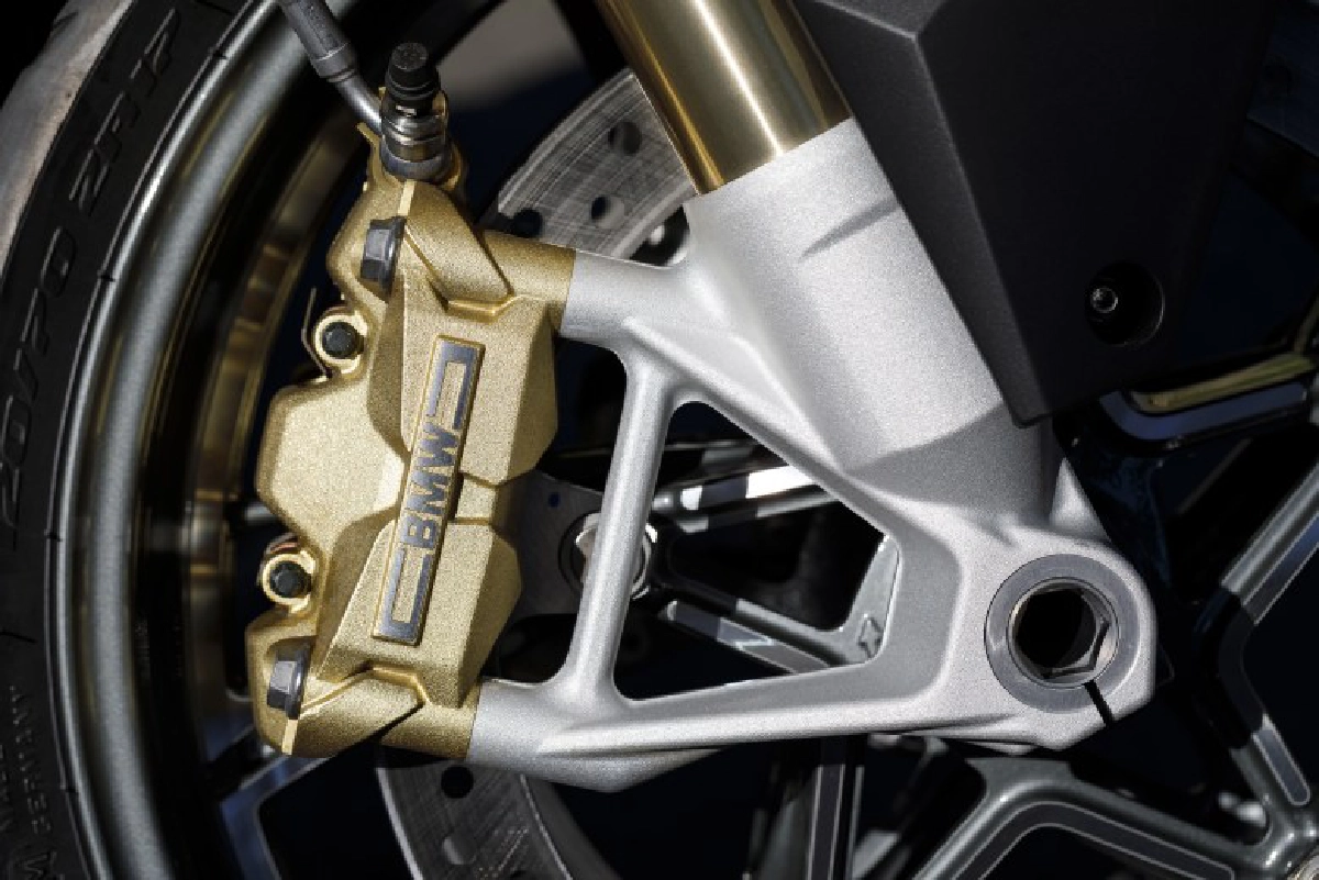 BMW ส่ง R 1250 RT เอาใจสายทัวริ่ง