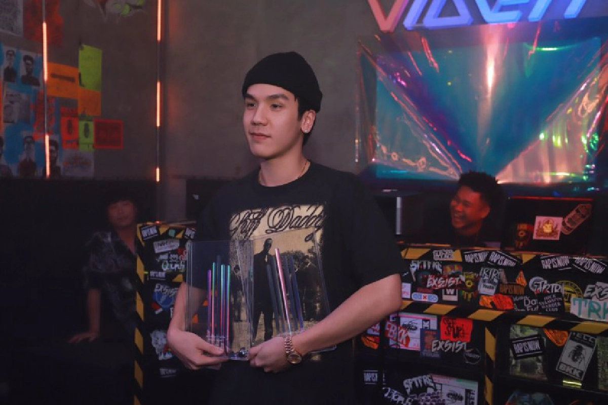 RIN AWARDS 2019 ศิลปินฮิปฮอปตบเท้าร่วมลุ้นรางวัล