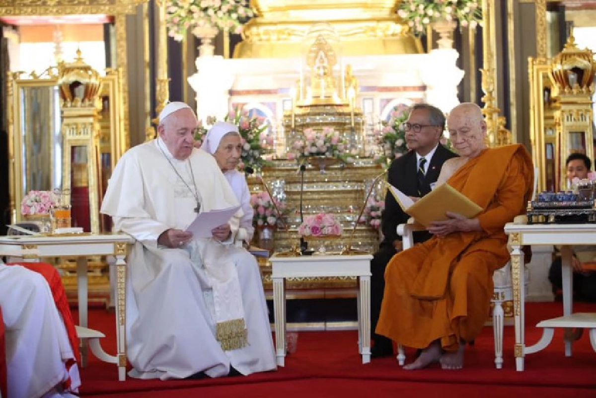 สัมพันธภาพ 2 ผู้นำศาสนา สุดงดงามยิ่ง